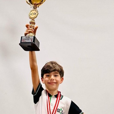 Sekiz Yaş Kategorisi Şampiyonu Bersey GÜVERCİNCİ